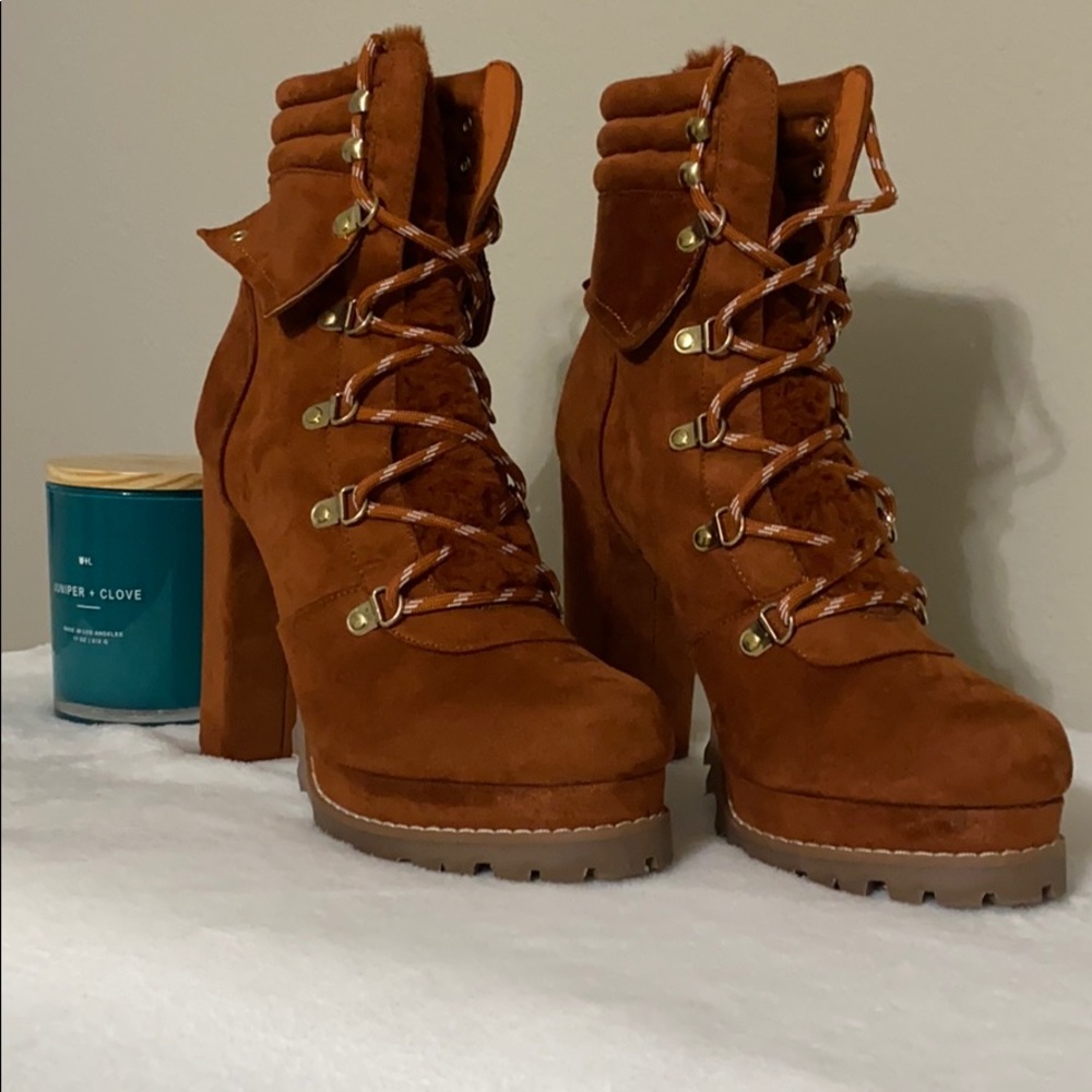 ‼️ Furry Ankle Booties - Picture 2 of 7